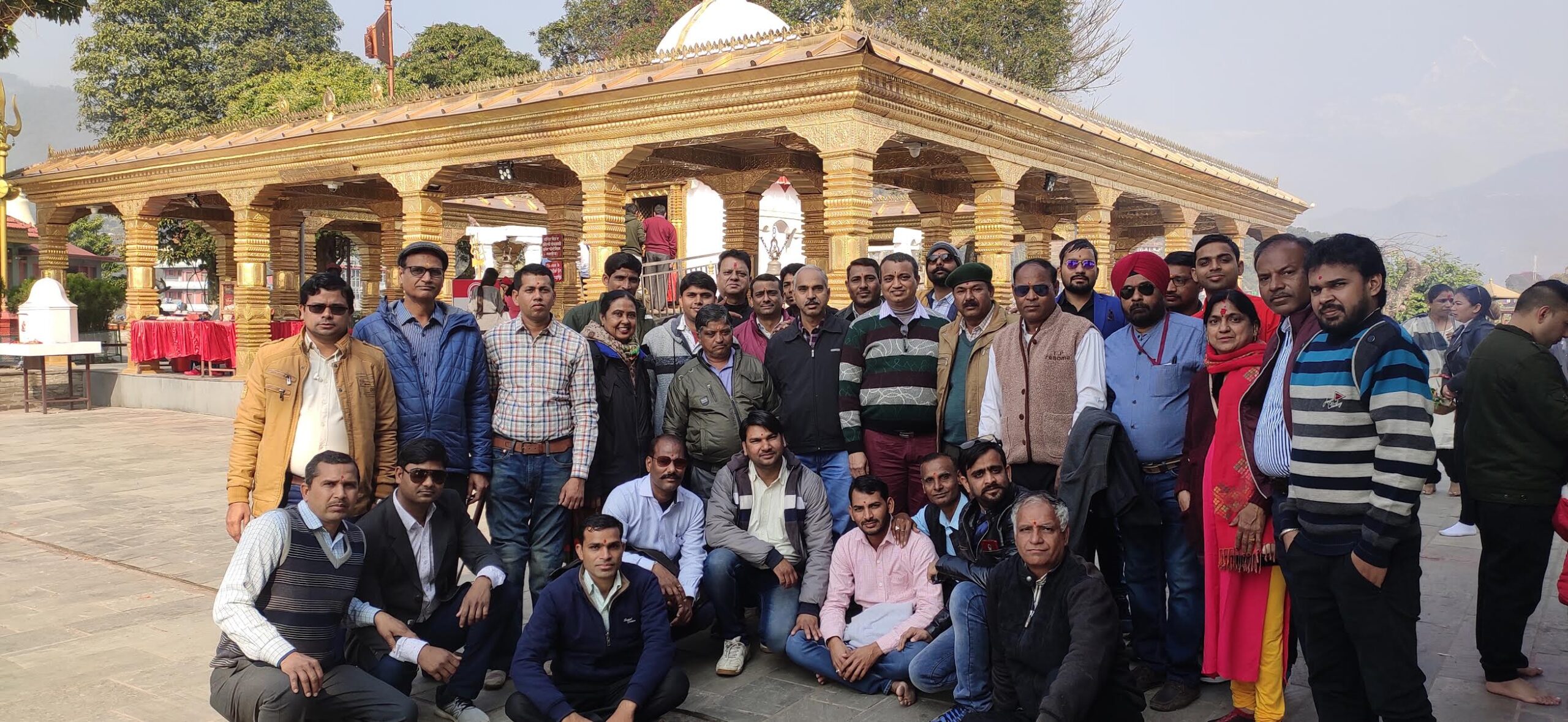 Nepal tour traveler 1