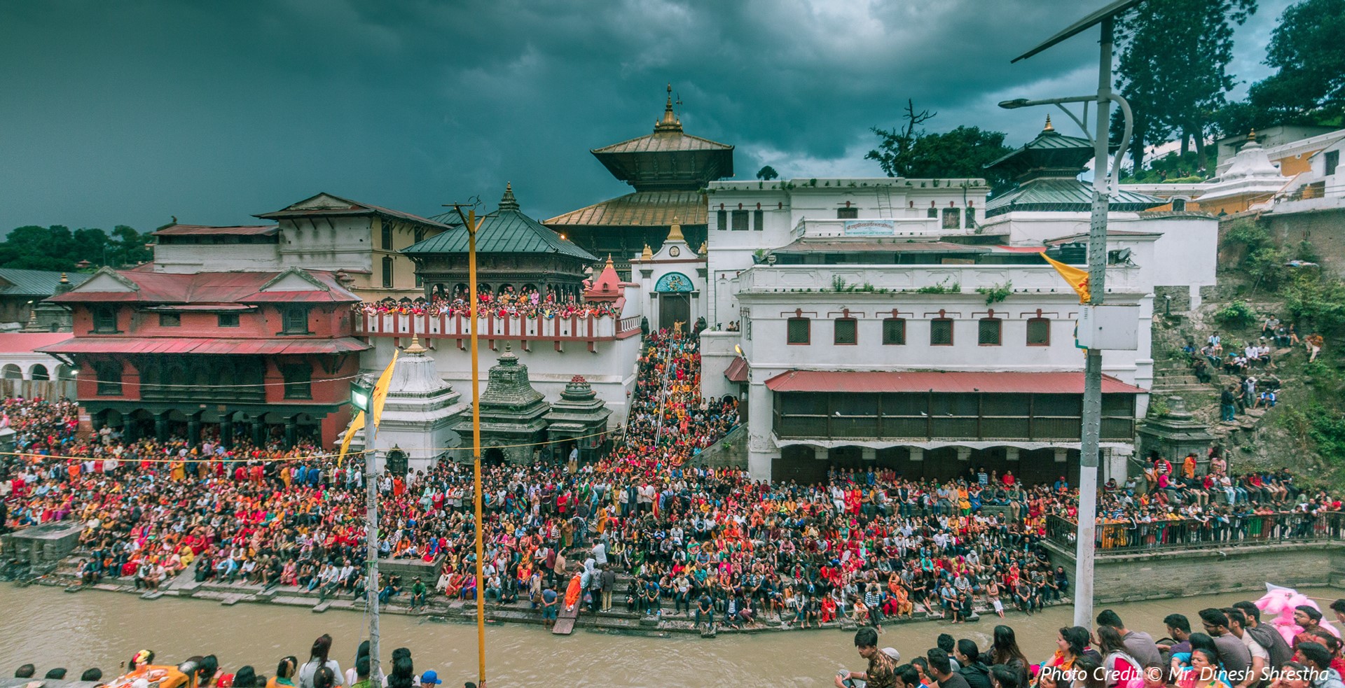 Pashupatinath Temple included in the Nepal tour package from Gorakhpur